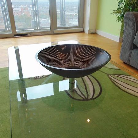 The Horizon Apartment Leicester Bagian luar foto