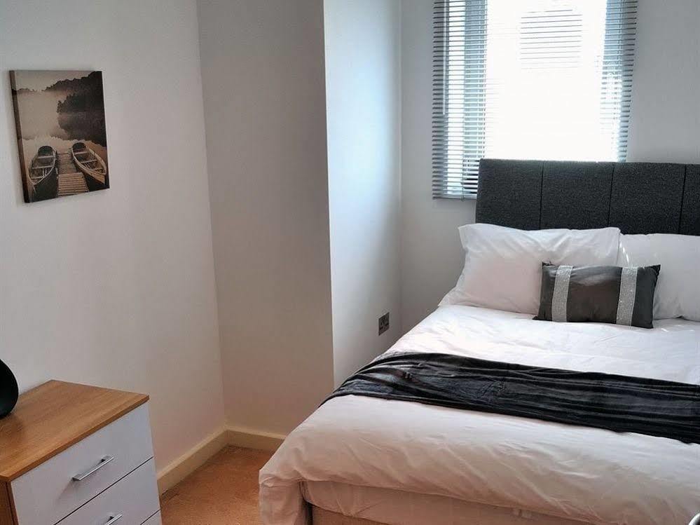 The Horizon Apartment Leicester Bagian luar foto