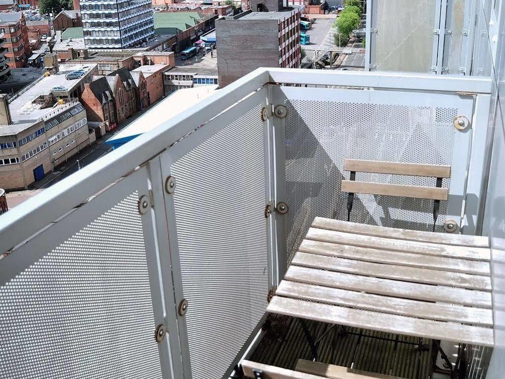 The Horizon Apartment Leicester Bagian luar foto