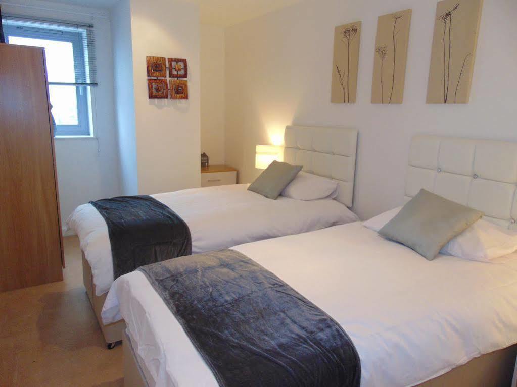 The Horizon Apartment Leicester Bagian luar foto