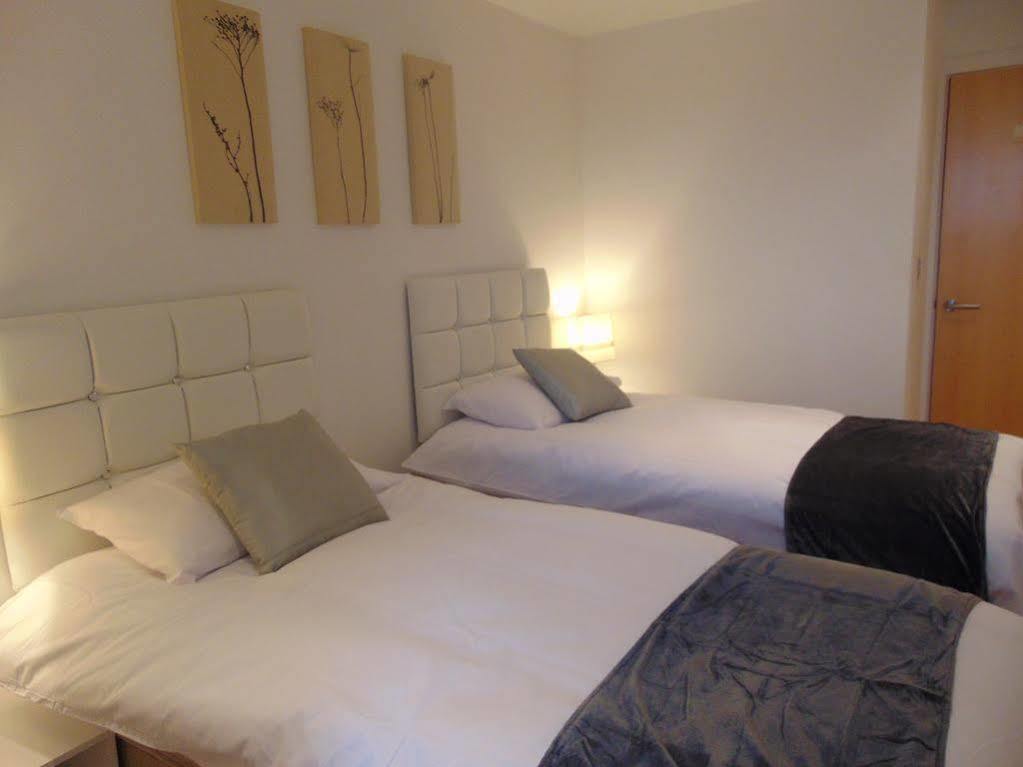 The Horizon Apartment Leicester Bagian luar foto